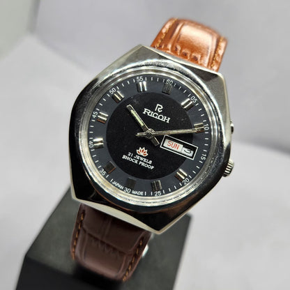 Vintage Ricoh R31 Automatic Black Face New Strap 21 Jewels Day-Date Men's Wrist Watch R45