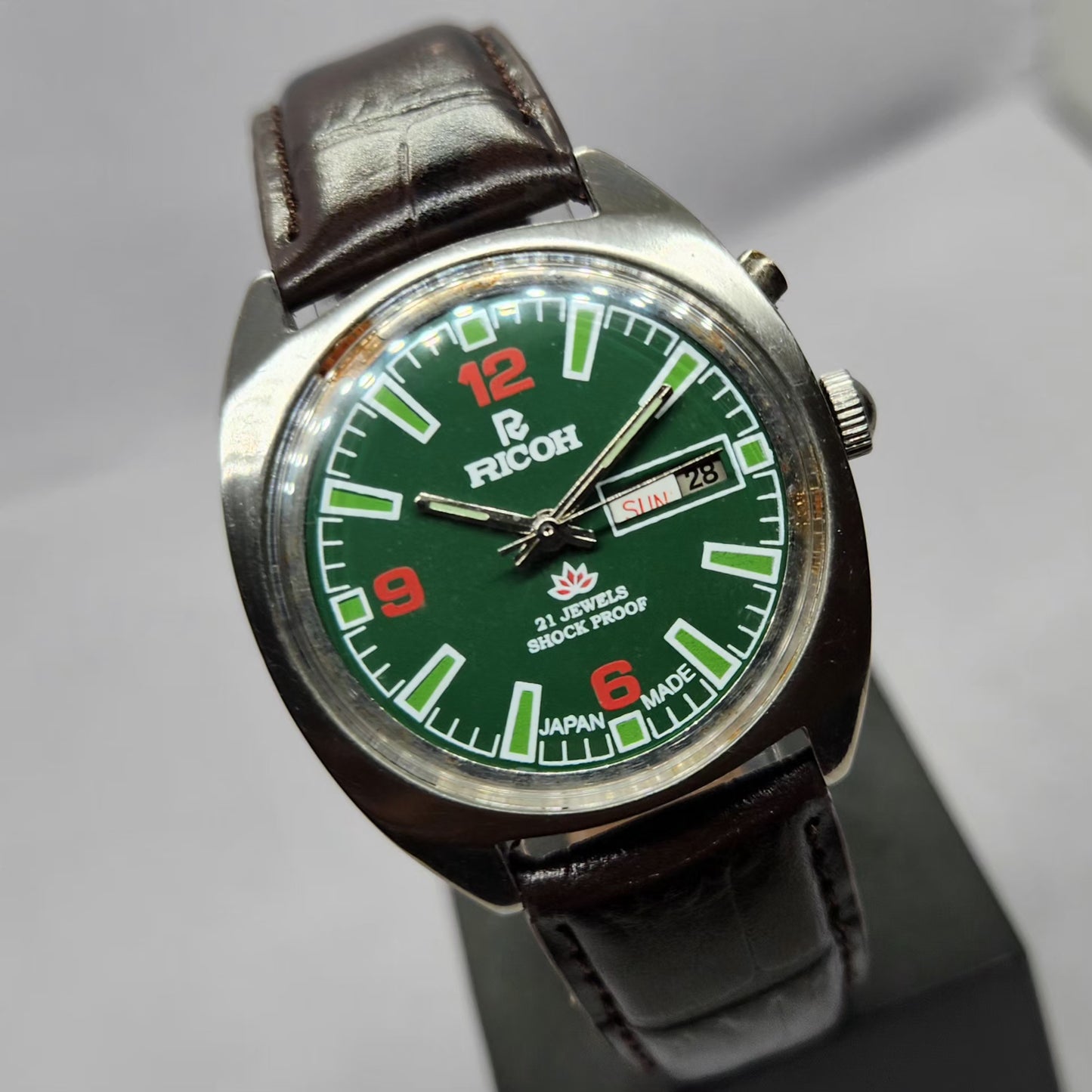Vintage Ricoh R31 Automatic Green Face New Strap 21 Jewels Day-Date Men's Wrist Watch R46