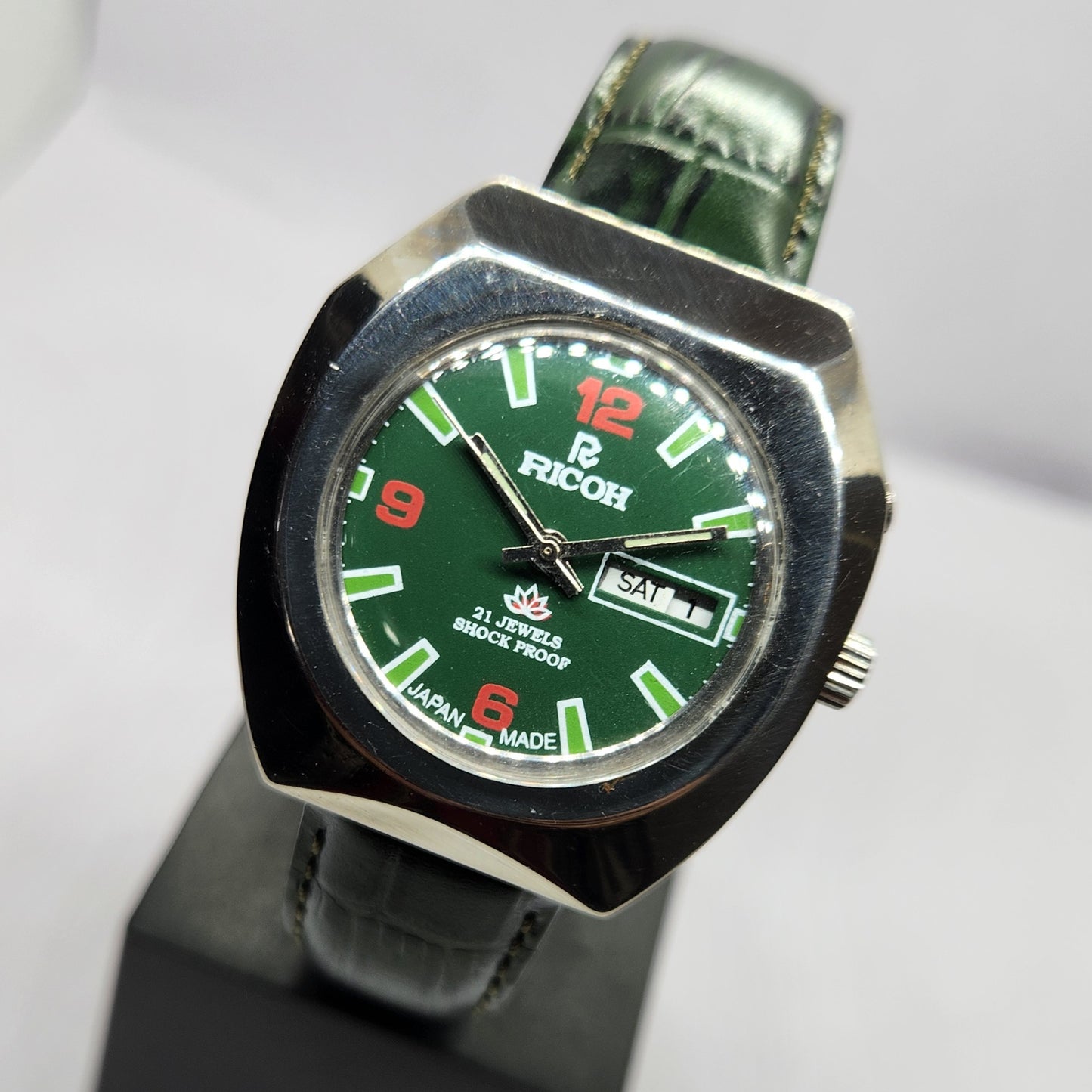 Vintage Ricoh R31 Automatic Green Face New Strap 21 Jewels Day-Date Men's Wrist Watch R50