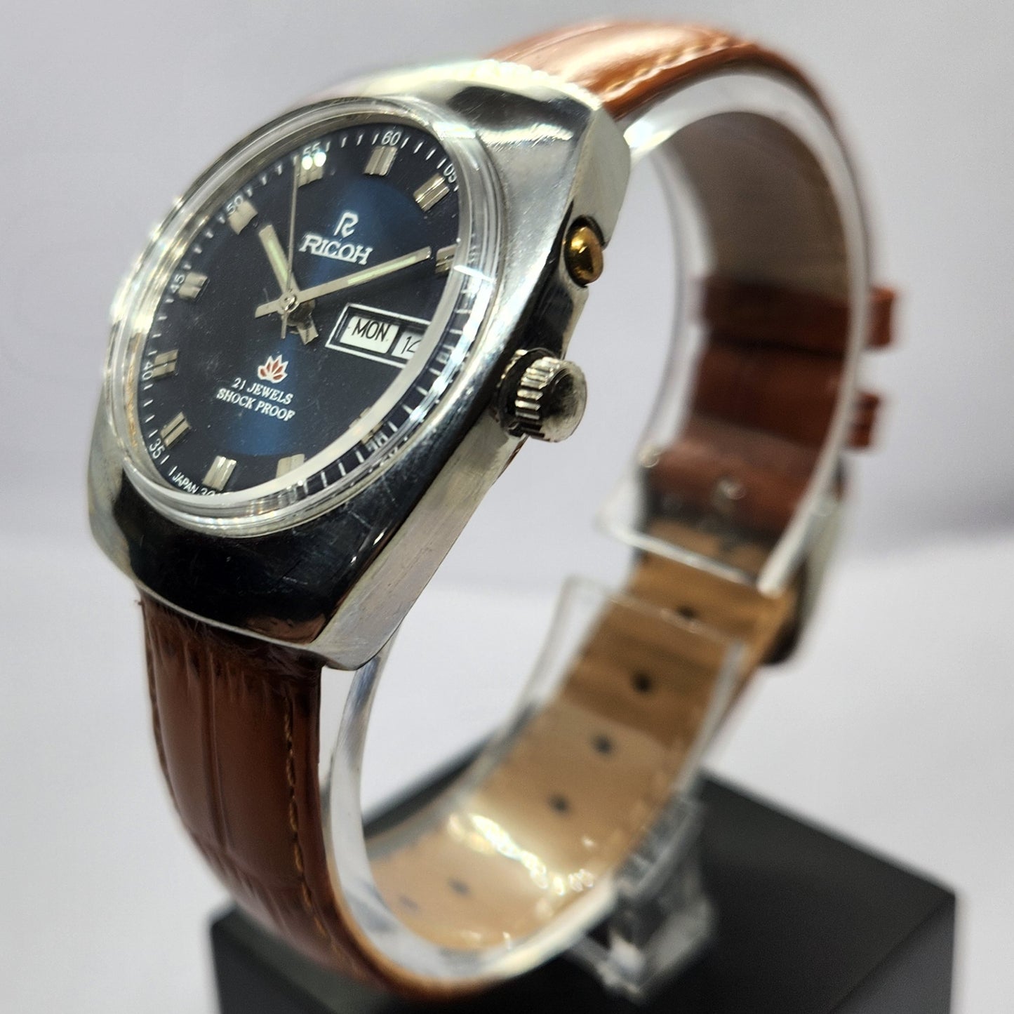 Vintage Ricoh R31 Automatic Blue Face New Strap 21 Jewels Day-Date Men's Wrist Watch R51