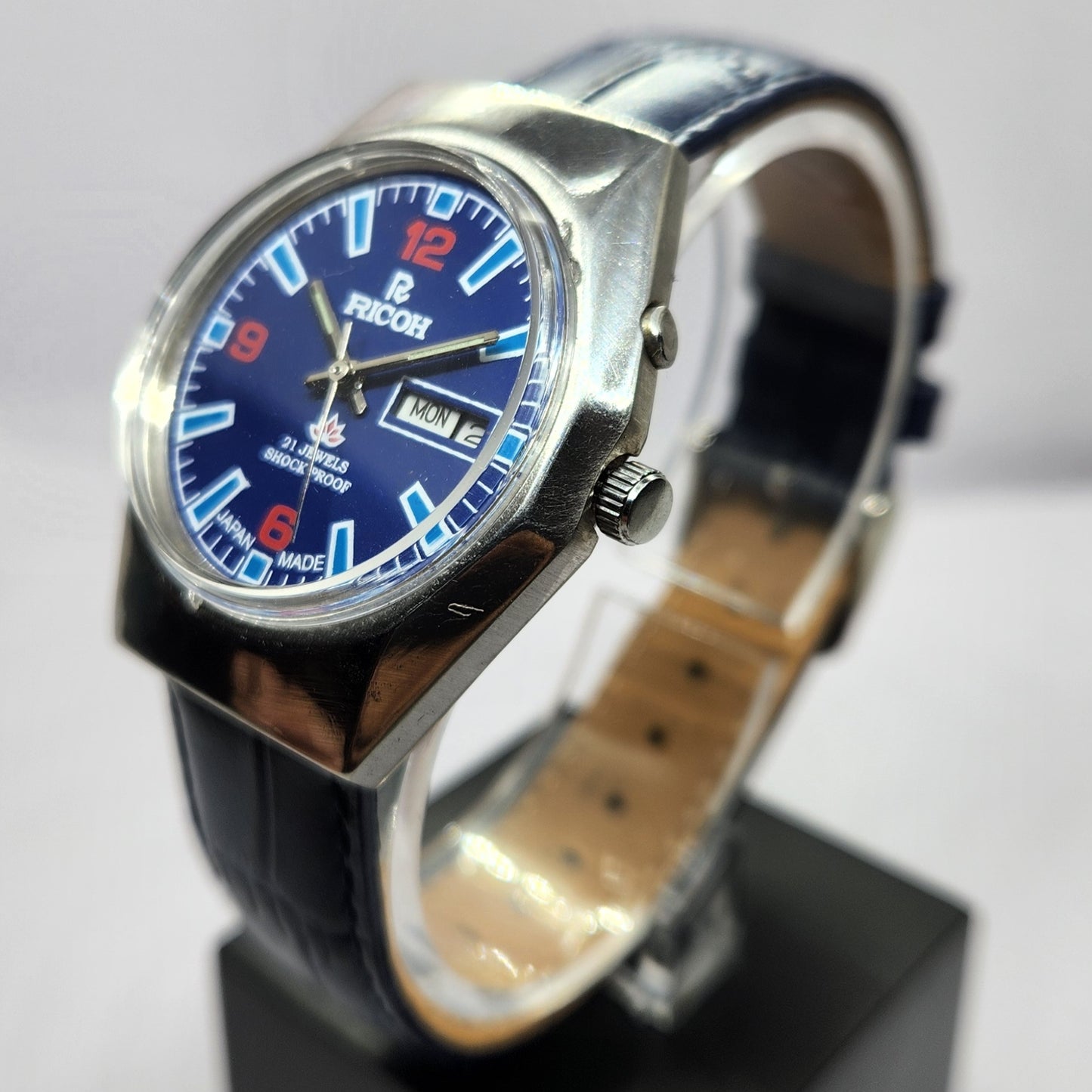 Vintage Ricoh R31 Automatic Blue Face New Strap 21 Jewels Day-Date Men's Wrist Watch R55