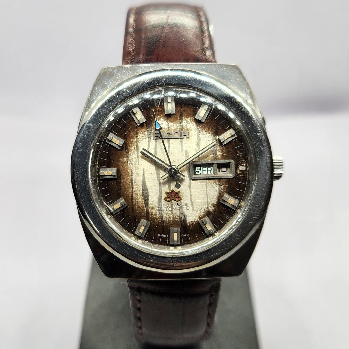 Vintage Ricoh R31 Automatic Brown Face New Strap 21 Jewels Day-Date Men's Wrist Watch R56