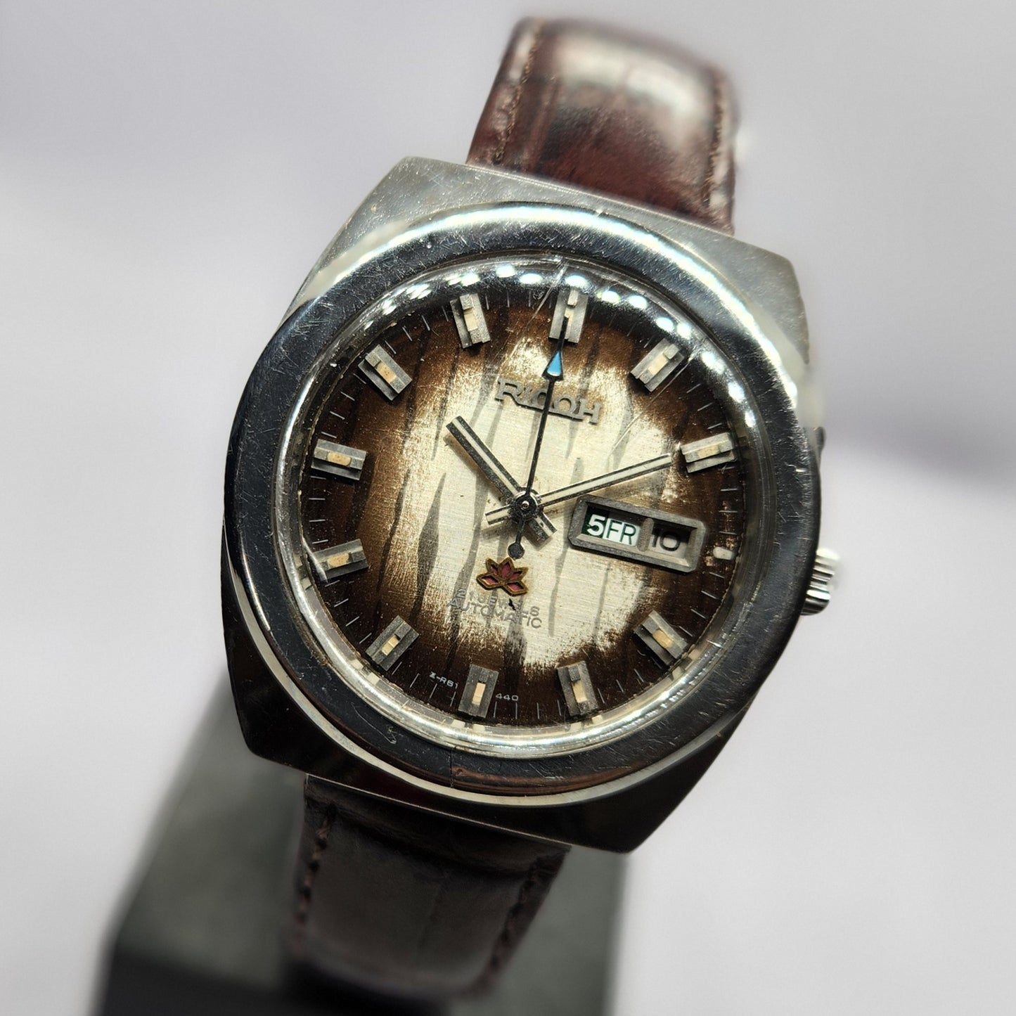 Vintage Ricoh R31 Automatic Brown Face New Strap 21 Jewels Day-Date Men's Wrist Watch R56