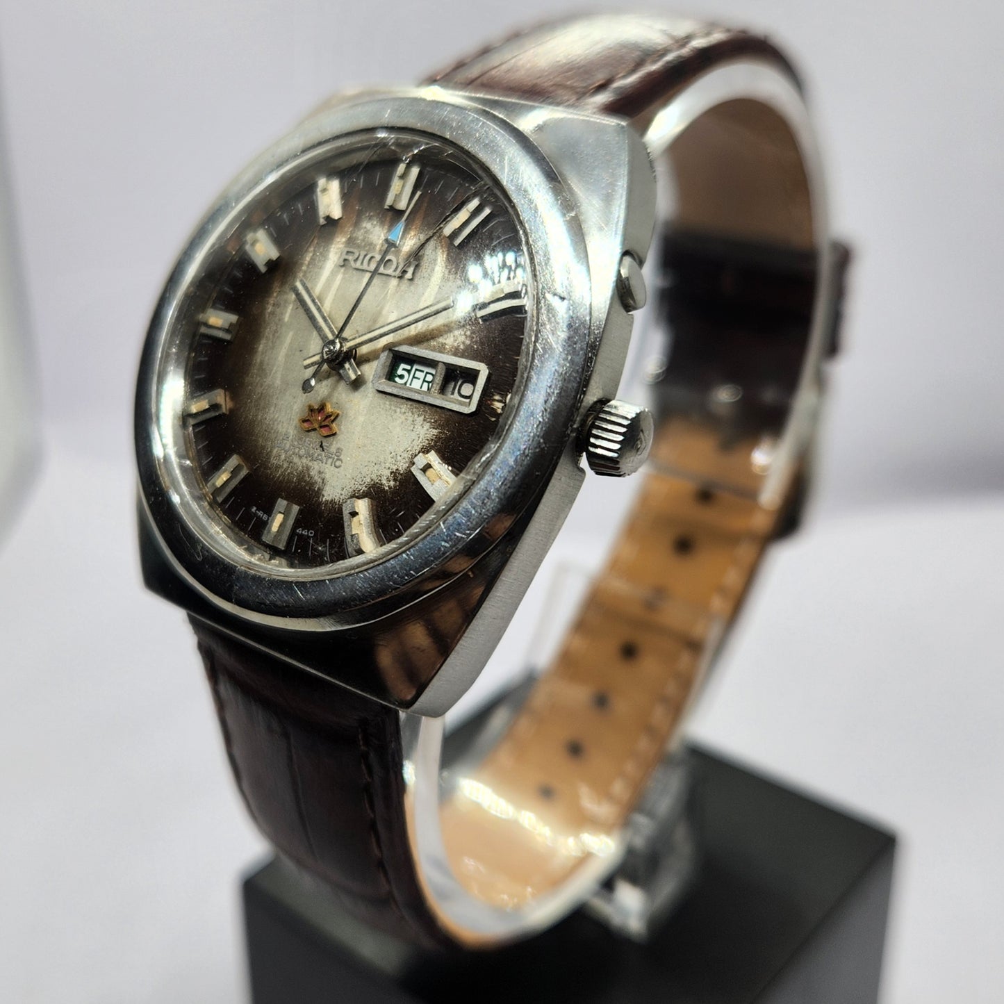 Vintage Ricoh R31 Automatic Brown Face New Strap 21 Jewels Day-Date Men's Wrist Watch R56