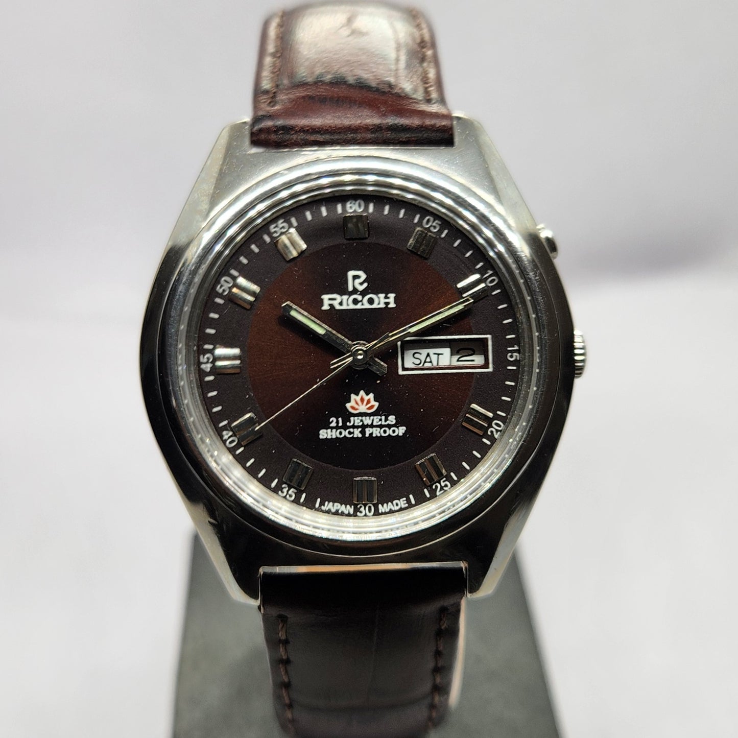 Vintage Ricoh R31 Automatic Brown Face New Strap 21 Jewels Day-Date Men's Wrist Watch R58