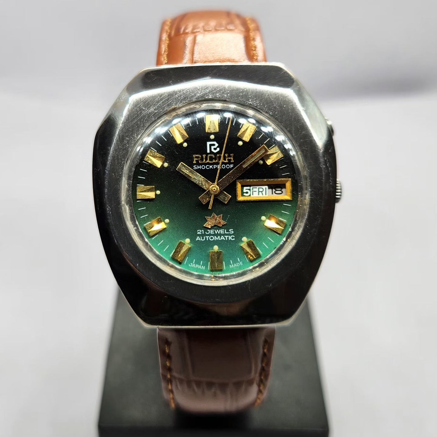 Vintage Ricoh R31 Automatic Green Face New Strap 21 Jewels Day-Date Men's Wrist Watch R61