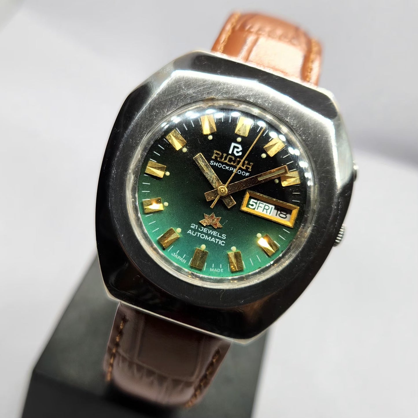 Vintage Ricoh R31 Automatic Green Face New Strap 21 Jewels Day-Date Men's Wrist Watch R61