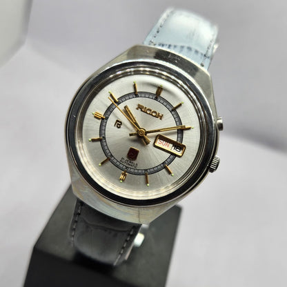 Vintage Ricoh R31 Automatic Green Face New Strap 21 Jewels Day-Date Men's Wrist Watch R63