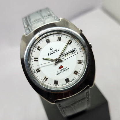 Vintage Ricoh R31 Automatic White Face New Strap 21 Jewels Day-Date Men's Wrist Watch R66