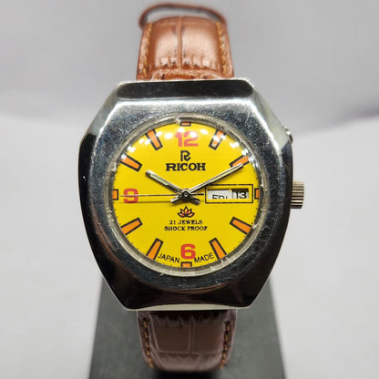 Vintage Ricoh R31 Automatic Yellow Face New Strap 21 Jewels Day-Date Men's Wrist Watch R71