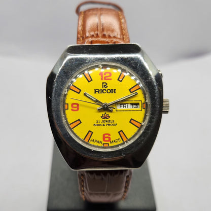 Vintage Ricoh R31 Automatic Yellow Face New Strap 21 Jewels Day-Date Men's Wrist Watch R71