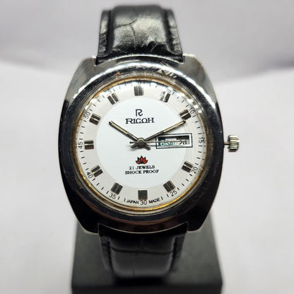 Vintage Ricoh R31 Automatic White Face New Strap 21 Jewels Day-Date Men's Wrist Watch R74