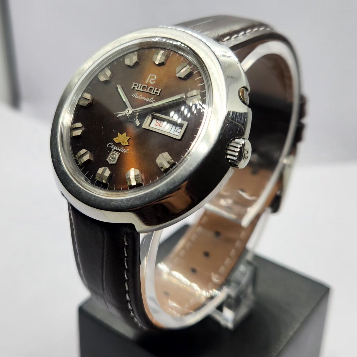 Vintage Ricoh R31 Automatic Brown Face New Strap 21 Jewels Day-Date Men's Wrist Watch R78