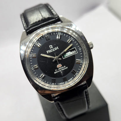 Vintage Ricoh R31 Automatic Black Face New Strap 21 Jewels Day-Date Men's Wrist Watch R81