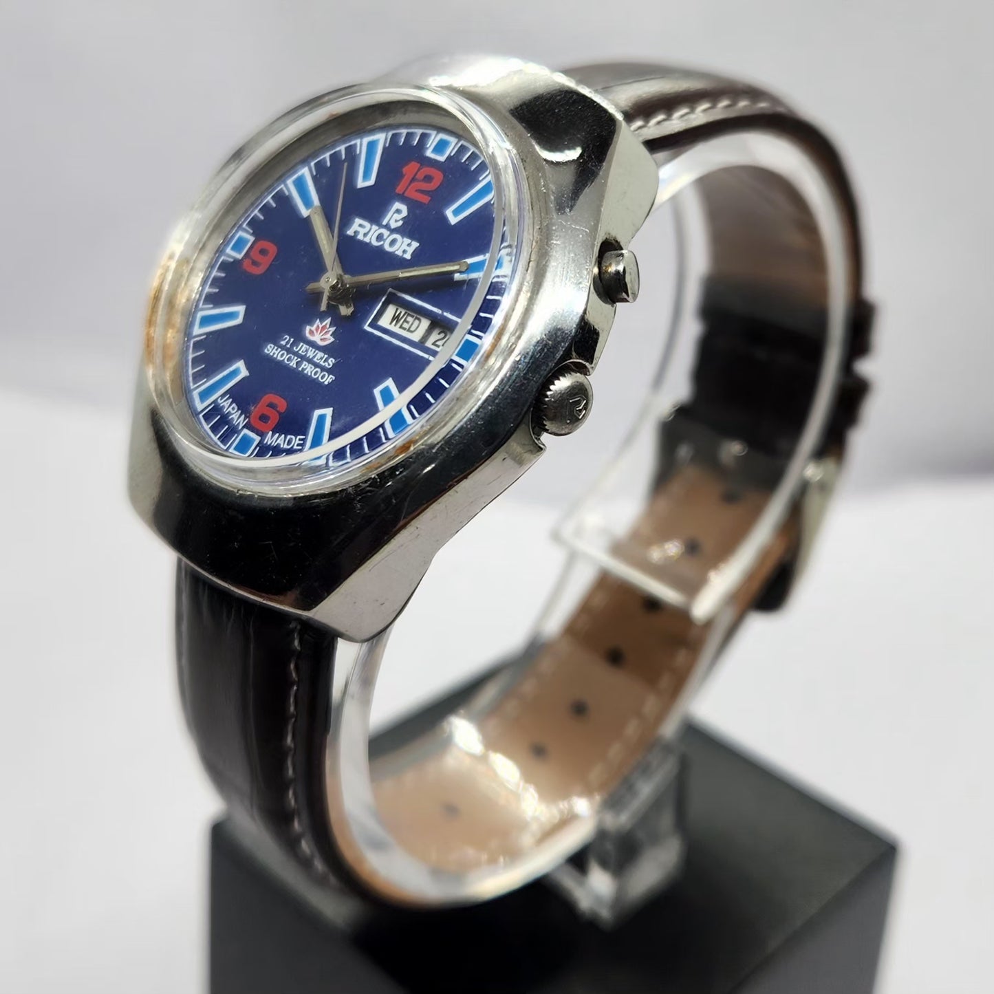 Vintage Ricoh R31 Automatic Blue Face New Strap 21 Jewels Day-Date Men's Wrist Watch R82