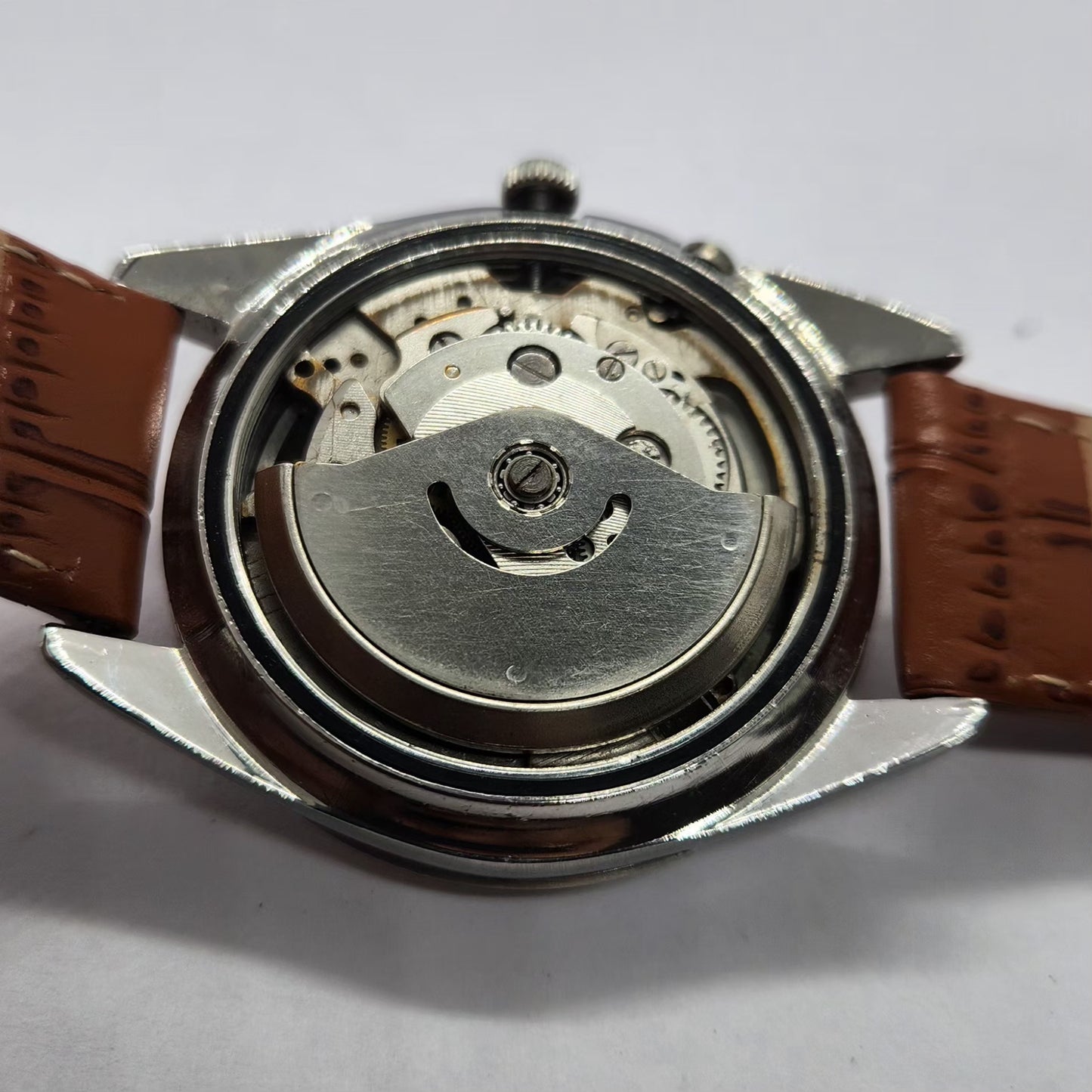 Vintage Ricoh R31 Automatic Red Face New Strap 21 Jewels Day-Date Men's Wrist Watch R84