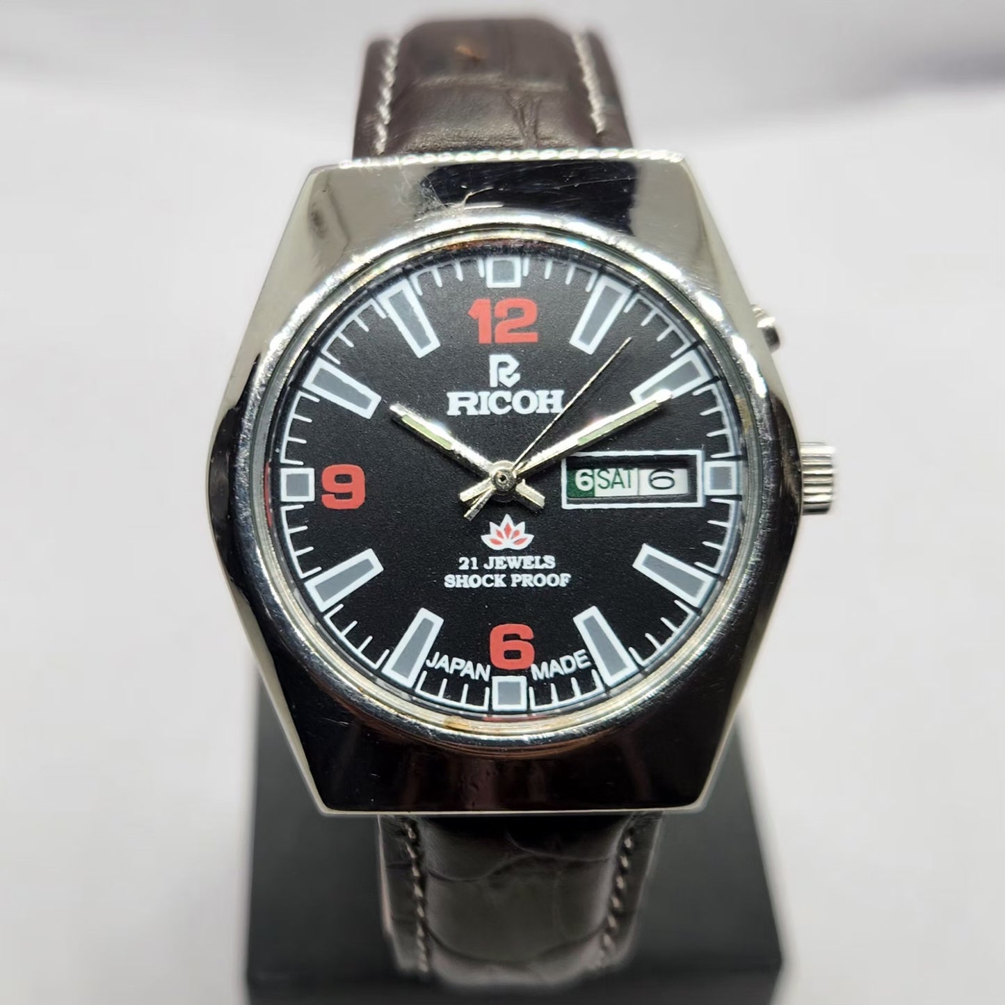 Vintage Ricoh R31 Automatic Black Face New Strap 21 Jewels Day-Date Men's Wrist Watch R89