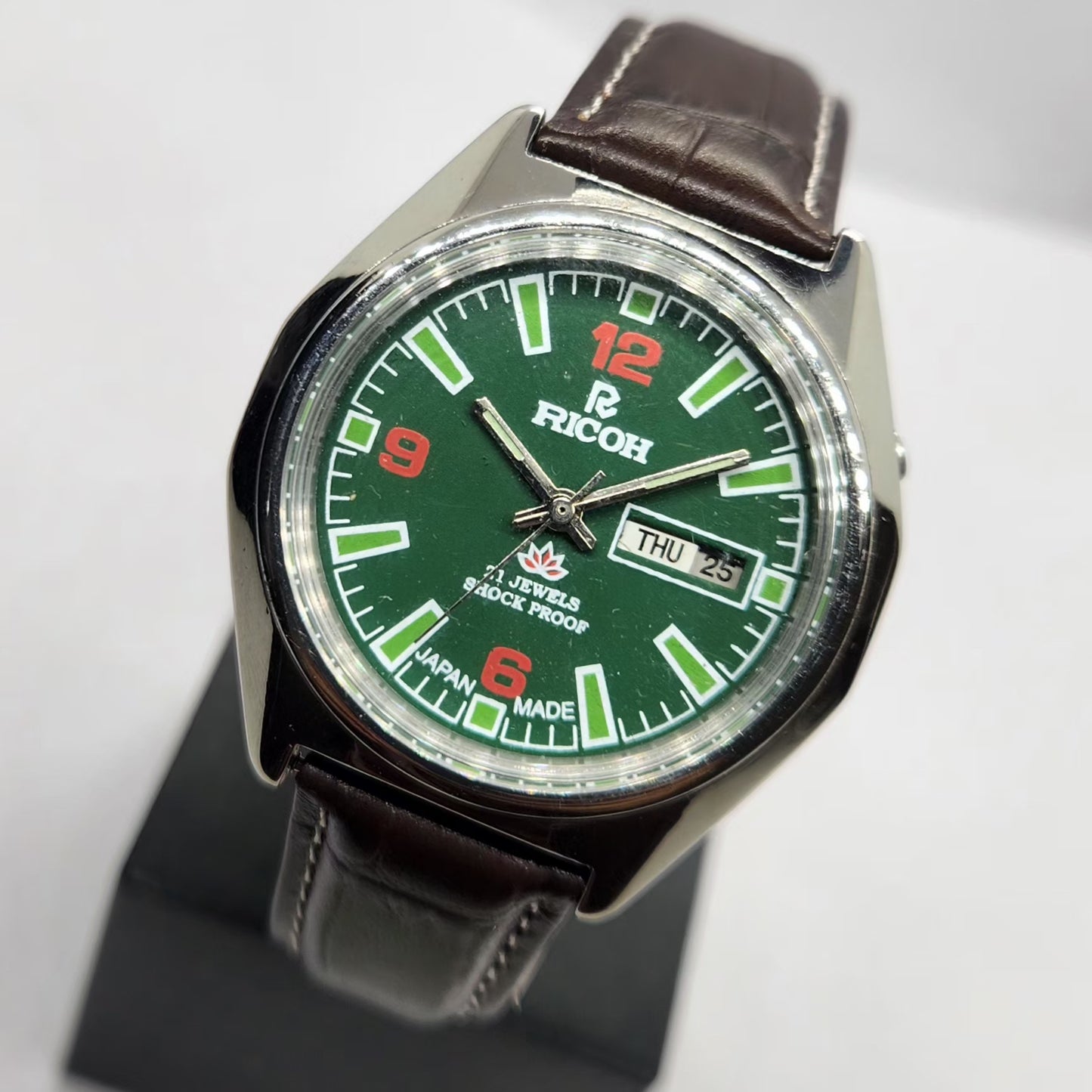 Vintage Ricoh R31 Automatic Green Face New Strap 21 Jewels Day-Date Men's Wrist Watch R90
