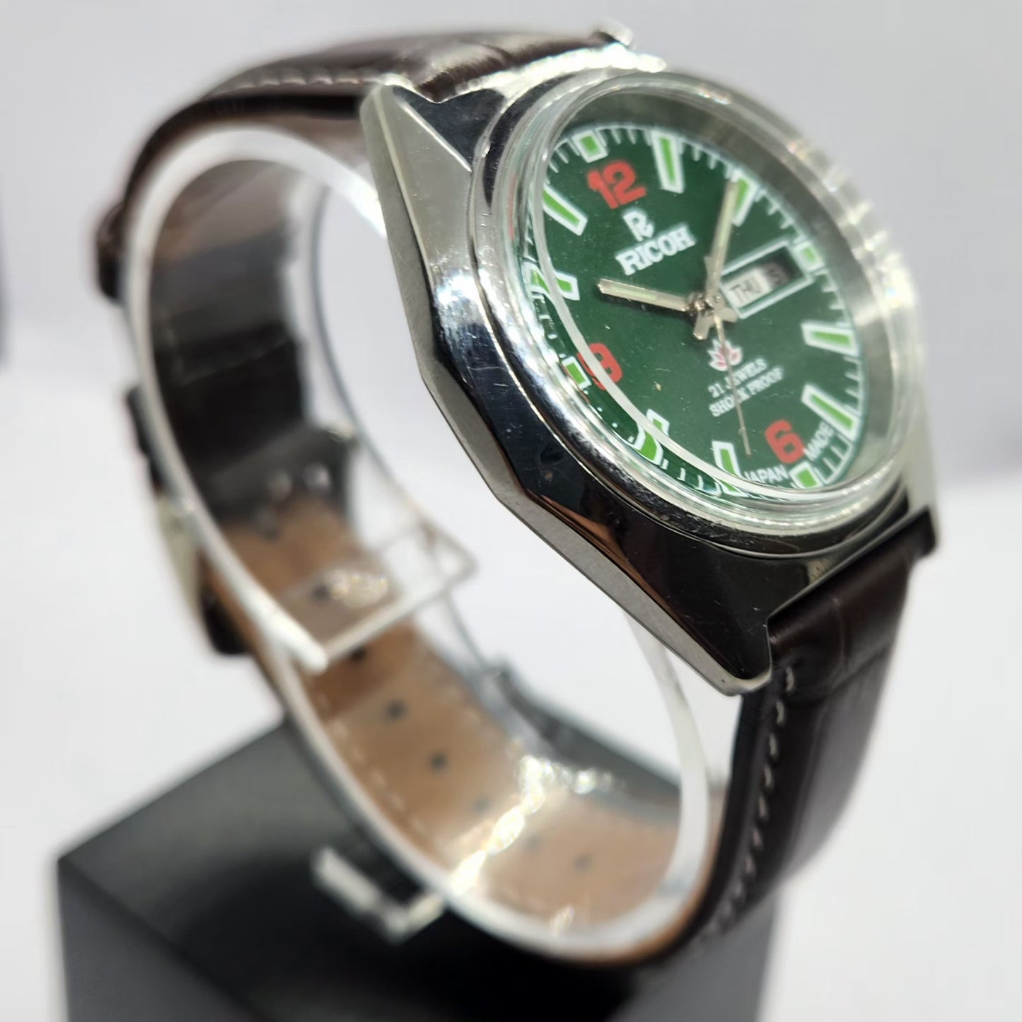 Vintage Ricoh R31 Automatic Green Face New Strap 21 Jewels Day-Date Men's Wrist Watch R90