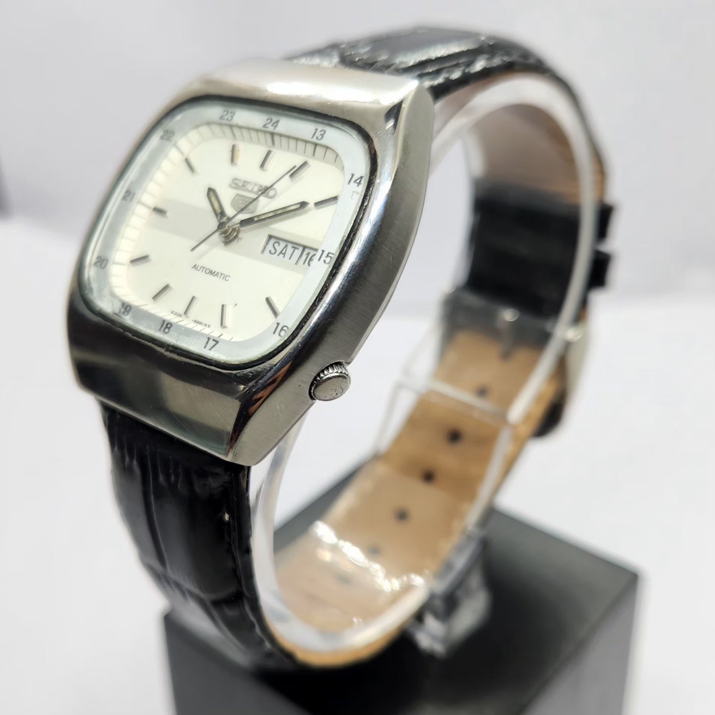 Vintage 1985 Original Seiko 5 Automatic 6309-532A White Face 17 Jewels Day-Date Japanese Men's Wrist Watch SA02