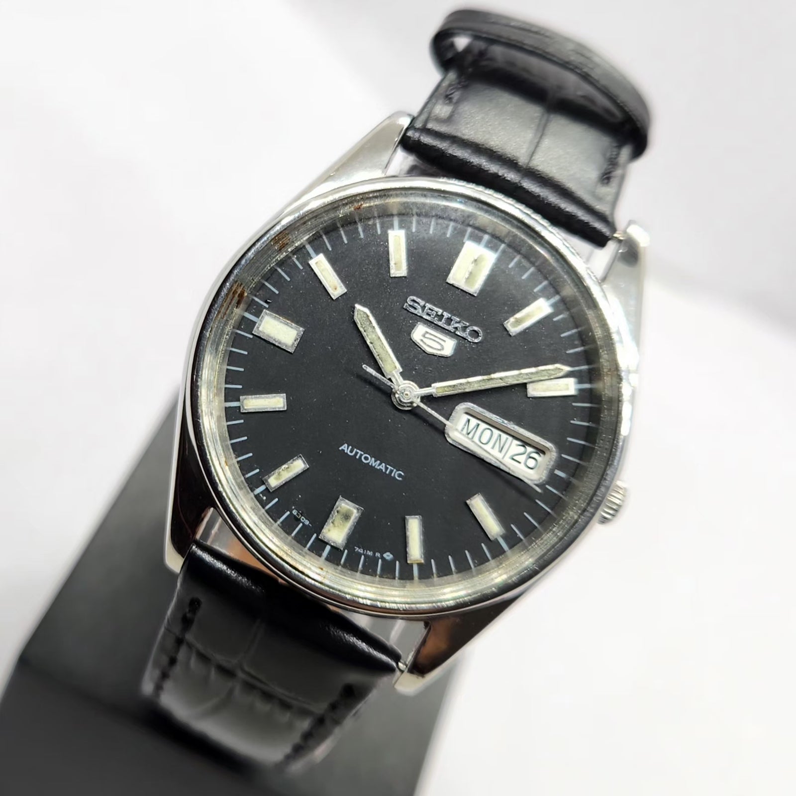 Vintage 1983 Original Seiko 5 Automatic 6309-8900 Black Face 17 Jewels Day-Date Japanese Men's Wrist Watch SA03