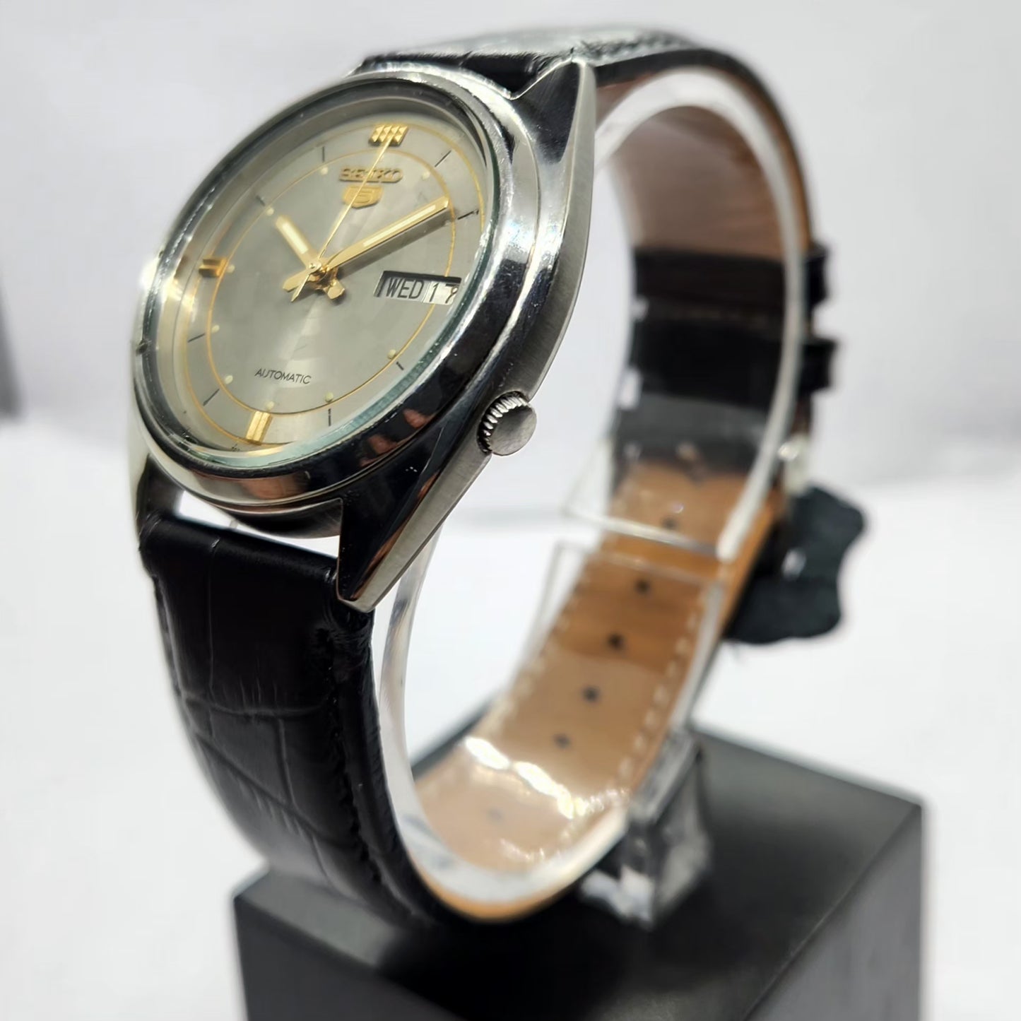Vintage 1975 Original Seiko 5 Automatic 7019-8180 Grey Face 21 Jewels Day-Date Japanese Men's Wrist Watch SA06