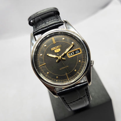 Vintage 1976 Original Seiko 5 Automatic 6309-6020 Black Face 17 Jewels Day-Date Japanese Men's Wrist Watch SA07
