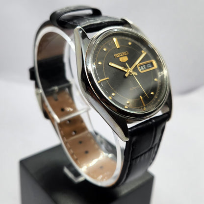 Vintage 1976 Original Seiko 5 Automatic 6309-6020 Black Face 17 Jewels Day-Date Japanese Men's Wrist Watch SA07