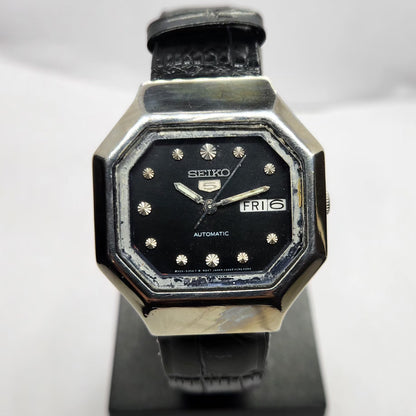 Vintage 1985 Original Seiko 5 Automatic 6309-5230 Black Face 17 Jewels Day-Date Japanese Men's Wrist Watch SA09