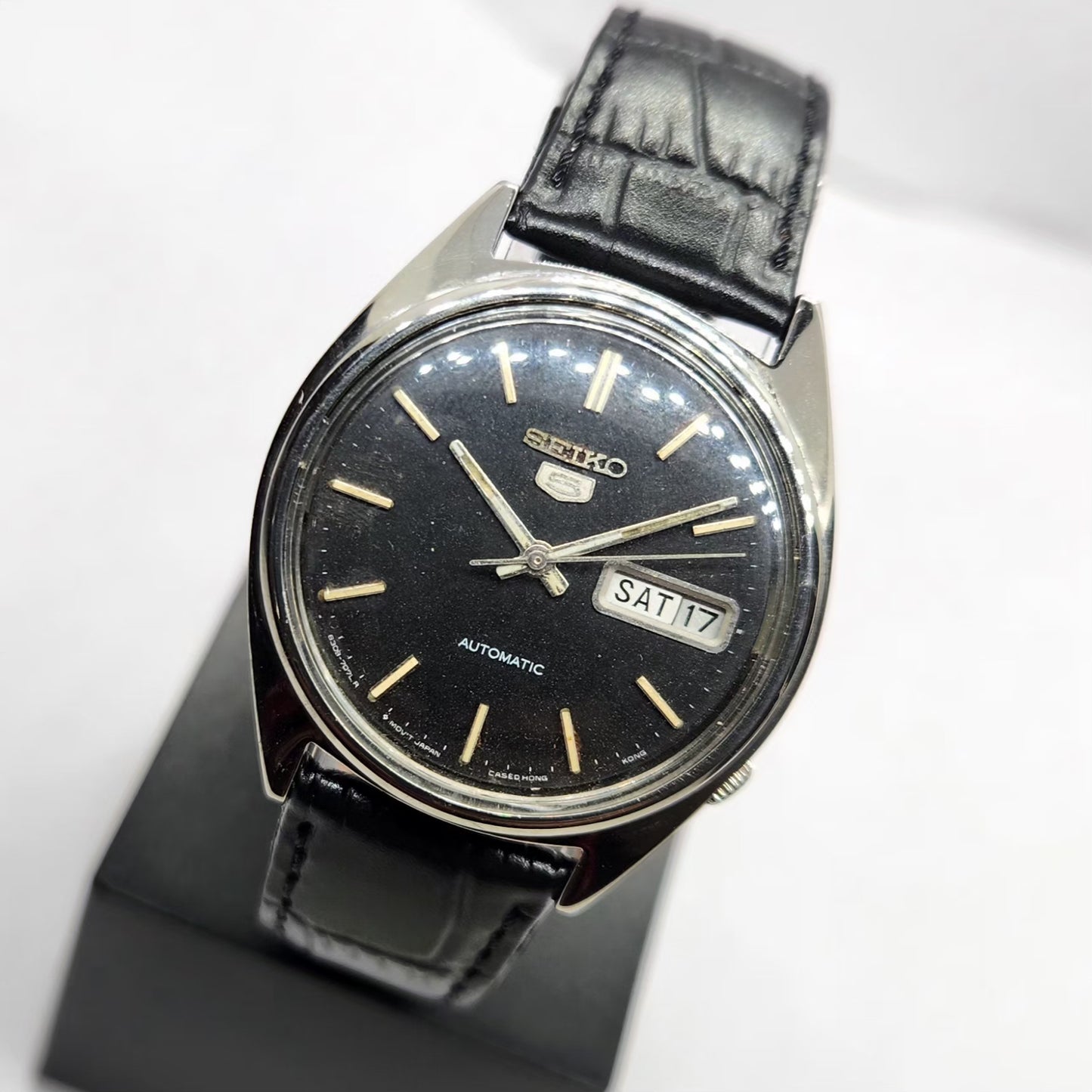 Vintage 1977 Original Seiko 5 Automatic 6319-7010 Black Face 21 Jewels Day-Date Japanese Men's Wrist Watch SA15