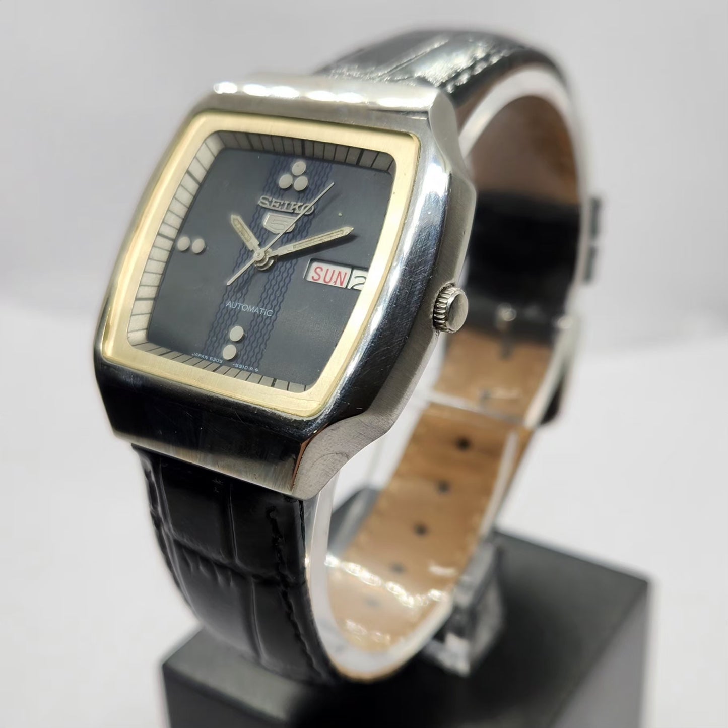 Vintage 1983 Original Seiko 5 Automatic 6309-5820 Black Face 17 Jewels Day-Date Japanese Men's Wrist Watch SA16