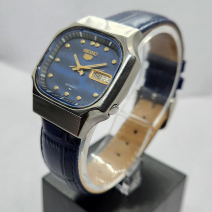 Vintage 1978 Original Seiko 5 Automatic 7009-8280 Blue Face 17 Jewels Day-Date Japanese Men's Wrist Watch SA18