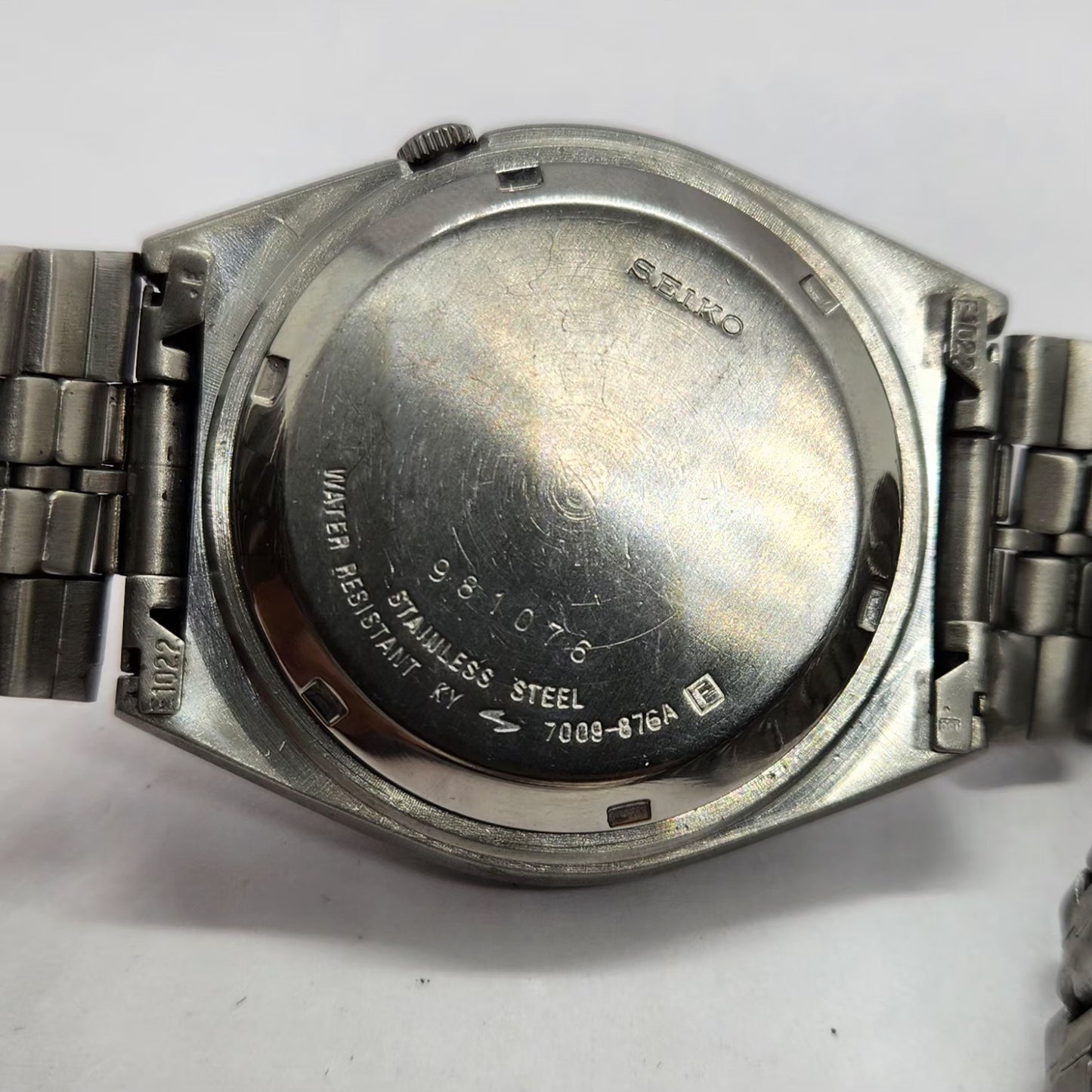 Vintage 1979 Original Seiko 5 Automatic 7009-876A Gold Face 17 Jewels Day-Date Japanese Men's Wrist Watch SA21