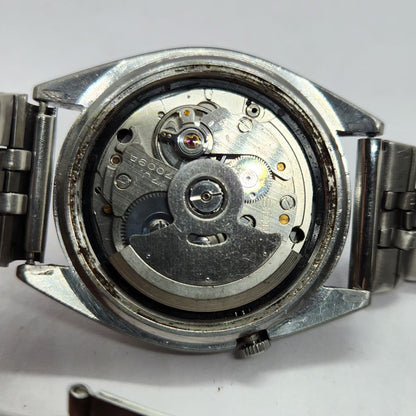 Vintage 1977 Original Seiko 5 Automatic 7009-3041 Black Face 17 Jewels Day-Date Japanese Men's Wrist Watch SA22