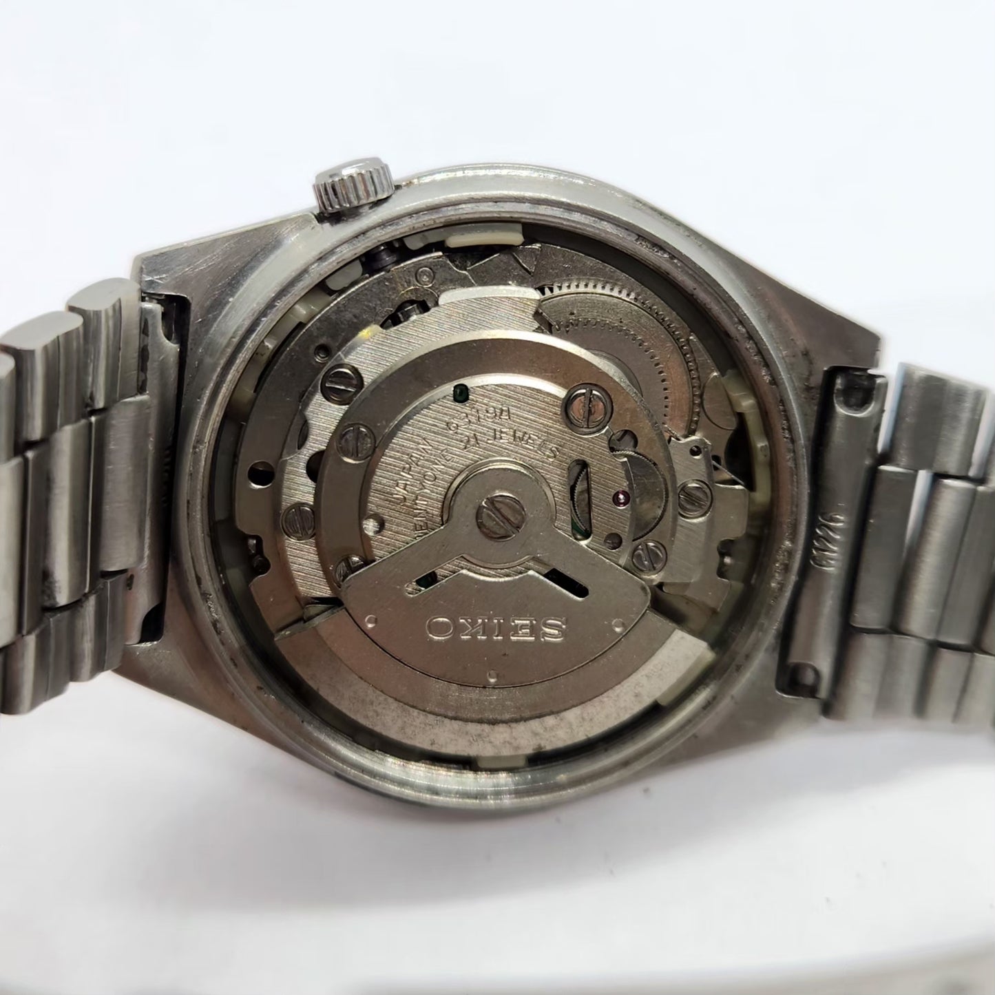 Vintage 1976 Original Seiko 5 Automatic 6319-7110 Off White Face 17 Jewels Day-Date Japanese Men's Wrist Watch SA24