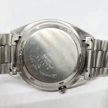 Vintage 1977 Original Seiko 5 Automatic 7009-3040 Black Face 17 Jewels Day-Date Japanese Men's Wrist Watch SA25