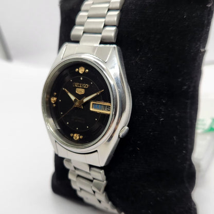 Vintage 1984 Original Seiko 5 Automatic 7009-6001 Black Face 17 Jewels Day-Date Japanese Men's Wrist Watch SA28