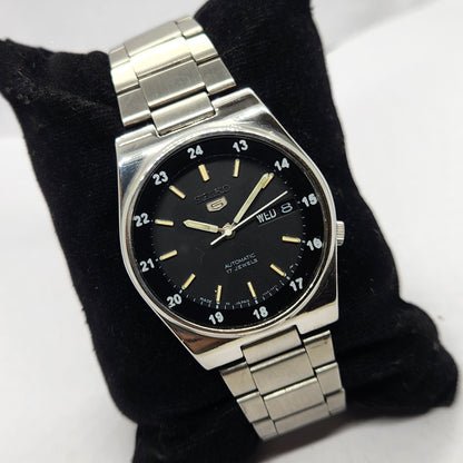 Vintage 1979 Original Seiko 5 Automatic 7009-3161 Black Face 17 Jewels Day-Date Japanese Men's Wrist Watch SA31