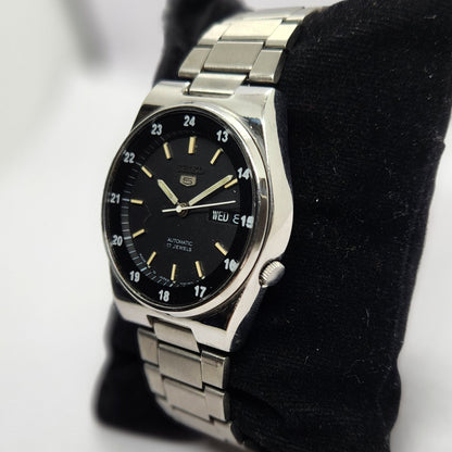 Vintage 1979 Original Seiko 5 Automatic 7009-3161 Black Face 17 Jewels Day-Date Japanese Men's Wrist Watch SA31