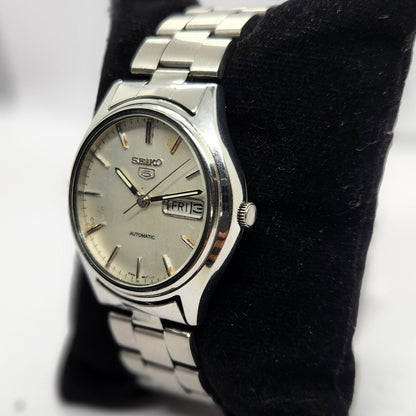 Vintage 1976 Original Seiko 5 Automatic 6309-8920 Silver Face 17 Jewels Day-Date Japanese Men's Wrist Watch SA32