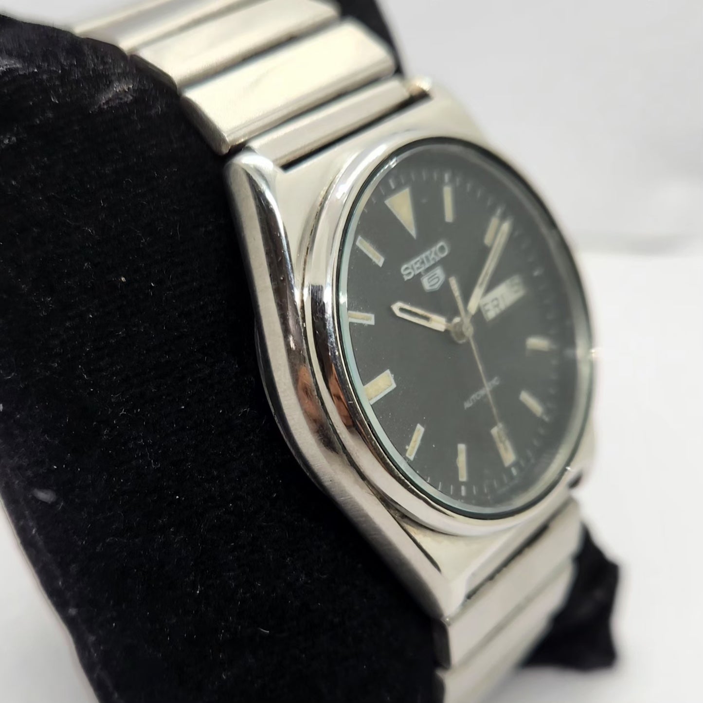 Vintage 1982 Original Seiko 5 Automatic 6309-9040 Black Face 17 Jewels Day-Date Japanese Men's Wrist Watch SA34