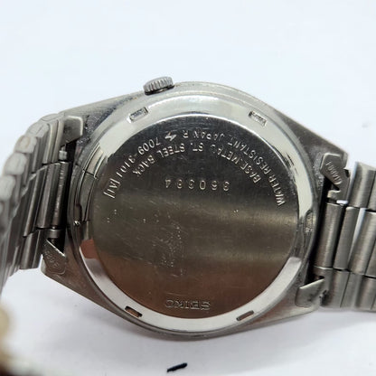 Vintage 1983 Original Seiko 5 Automatic 7009-3101 Black Face 17 Jewels Day-Date Japanese Men's Wrist Watch SA35