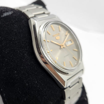 Vintage 1976 Original Seiko 5 Automatic 6309-8970 Grey Face 17 Jewels Day-Date Japanese Men's Wrist Watch SA38