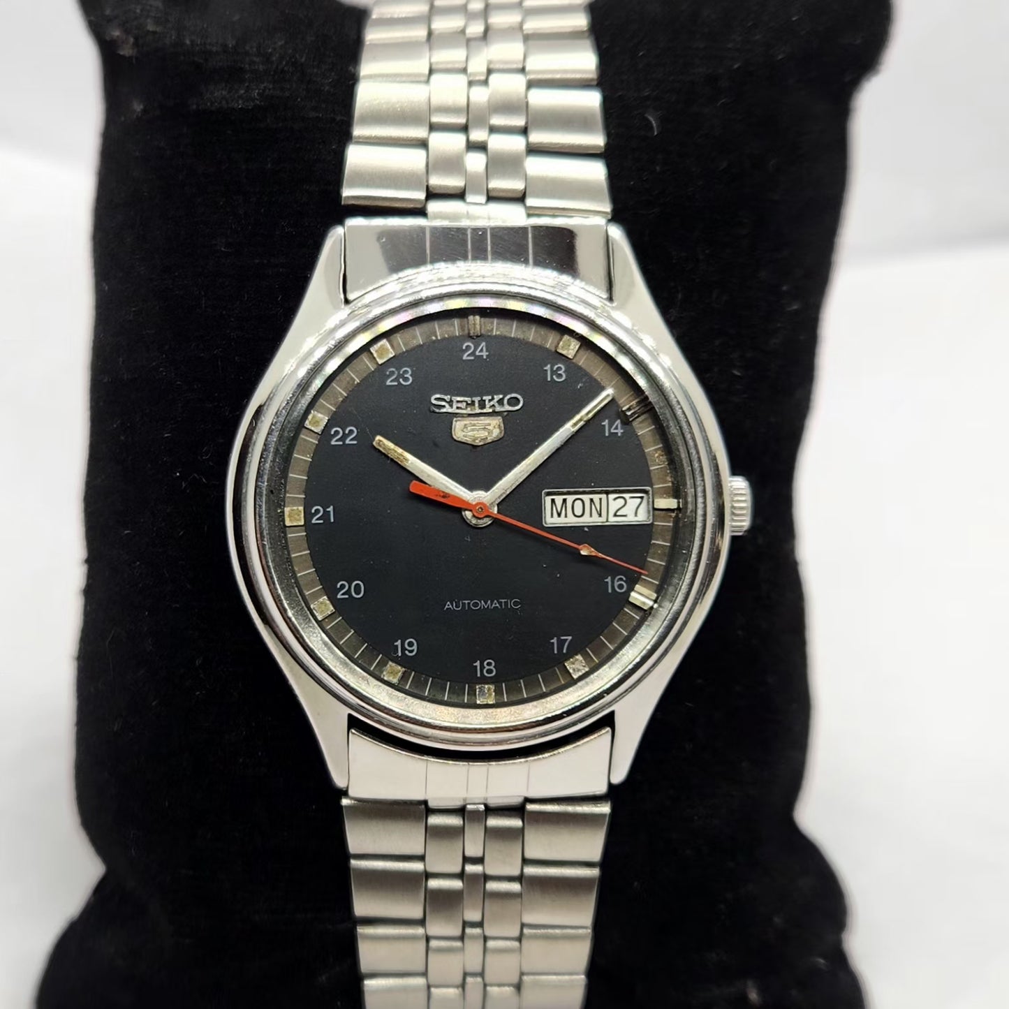 Vintage 1976 Original Seiko 5 Automatic 6309-8970 Gold Face 17 Jewels Day-Date Japanese Men's Wrist Watch SA39