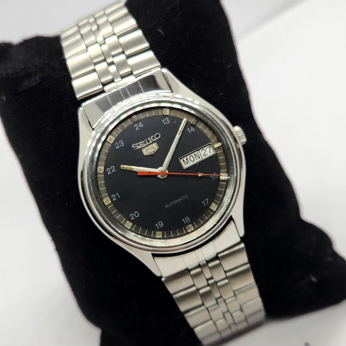 Vintage 1976 Original Seiko 5 Automatic 6309-8970 Gold Face 17 Jewels Day-Date Japanese Men's Wrist Watch SA39