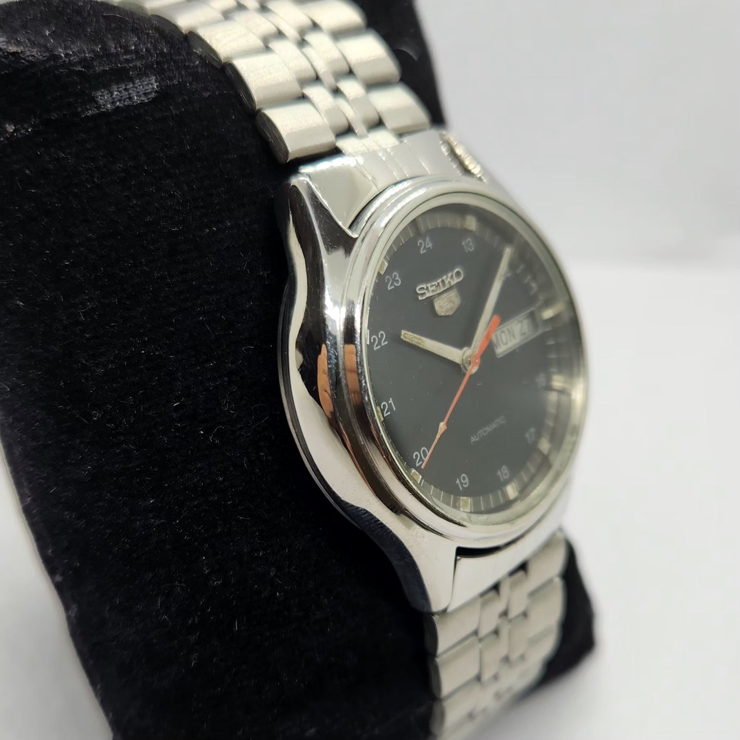 Vintage 1976 Original Seiko 5 Automatic 6309-8970 Gold Face 17 Jewels Day-Date Japanese Men's Wrist Watch SA39