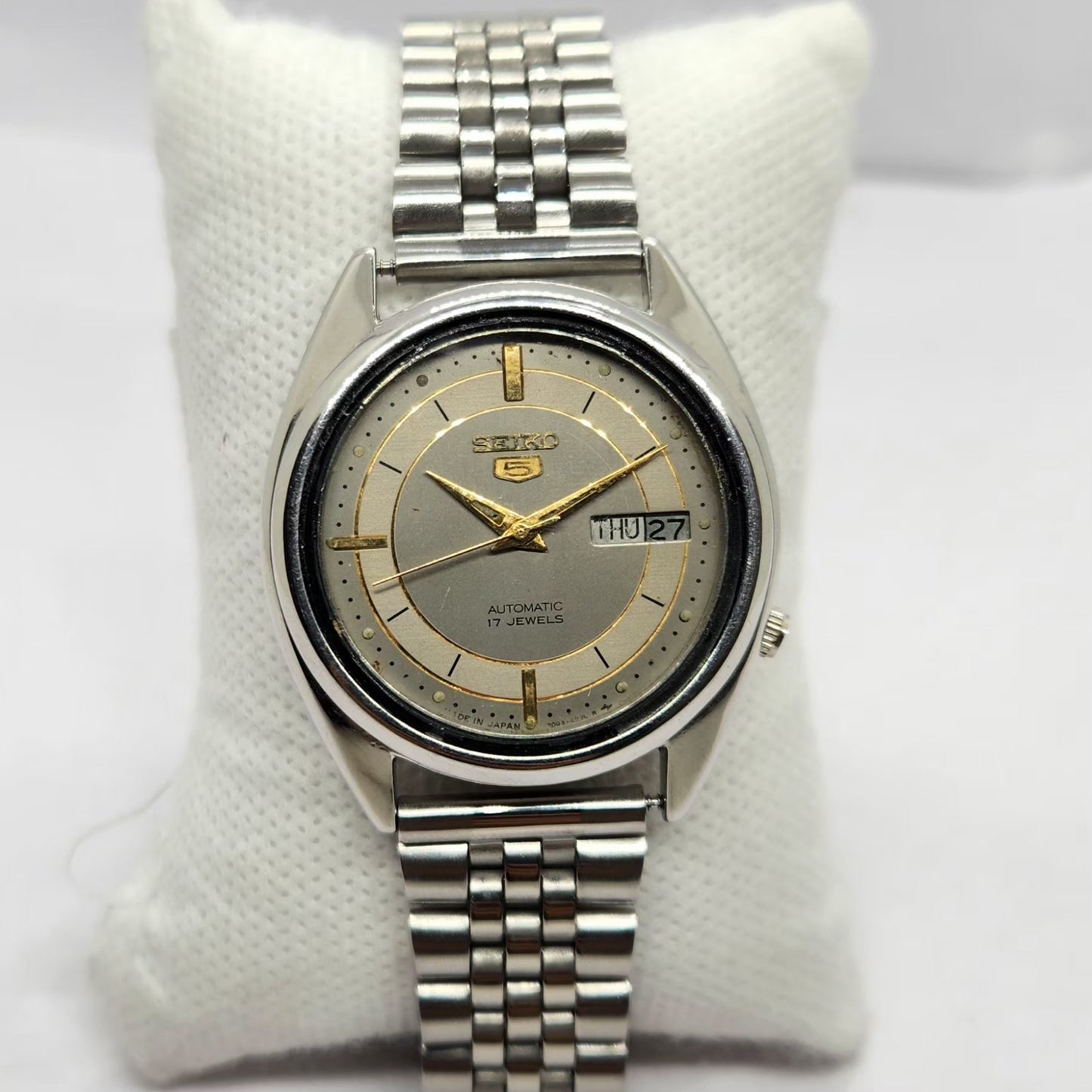 Vintage 1982 Original Seiko 5 Automatic 7009-3131 Grey Face 17 Jewels Day-Date Japanese Men's Wrist Watch SA40