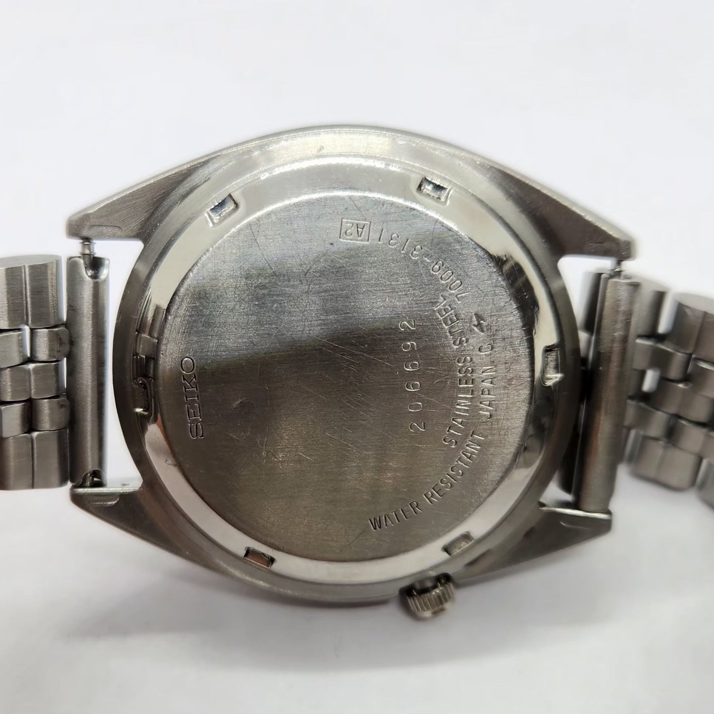 Vintage 1982 Original Seiko 5 Automatic 7009-3131 Grey Face 17 Jewels Day-Date Japanese Men's Wrist Watch SA40