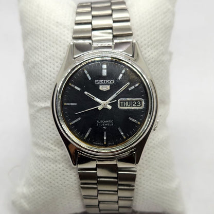 Vintage 1971 Original Seiko 5 Automatic 7019-8970 Black Face 21 Jewels Day-Date Japanese Men's Wrist Watch SA42