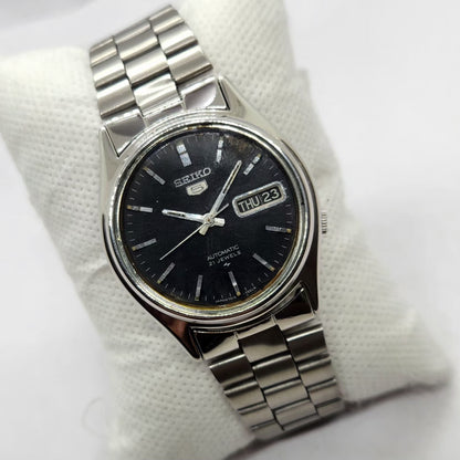 Vintage 1971 Original Seiko 5 Automatic 7019-8970 Black Face 21 Jewels Day-Date Japanese Men's Wrist Watch SA42